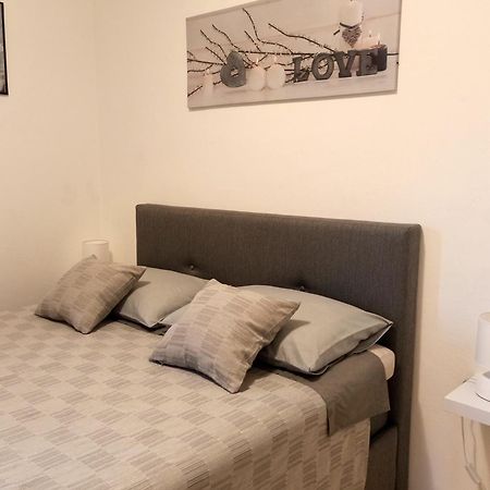 Apartman Dora Pula Exteriér fotografie