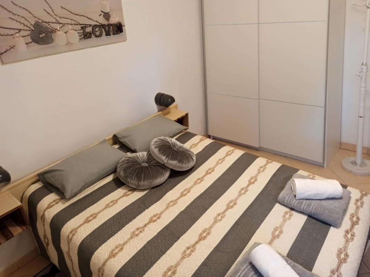 Apartman Dora Pula Exteriér fotografie