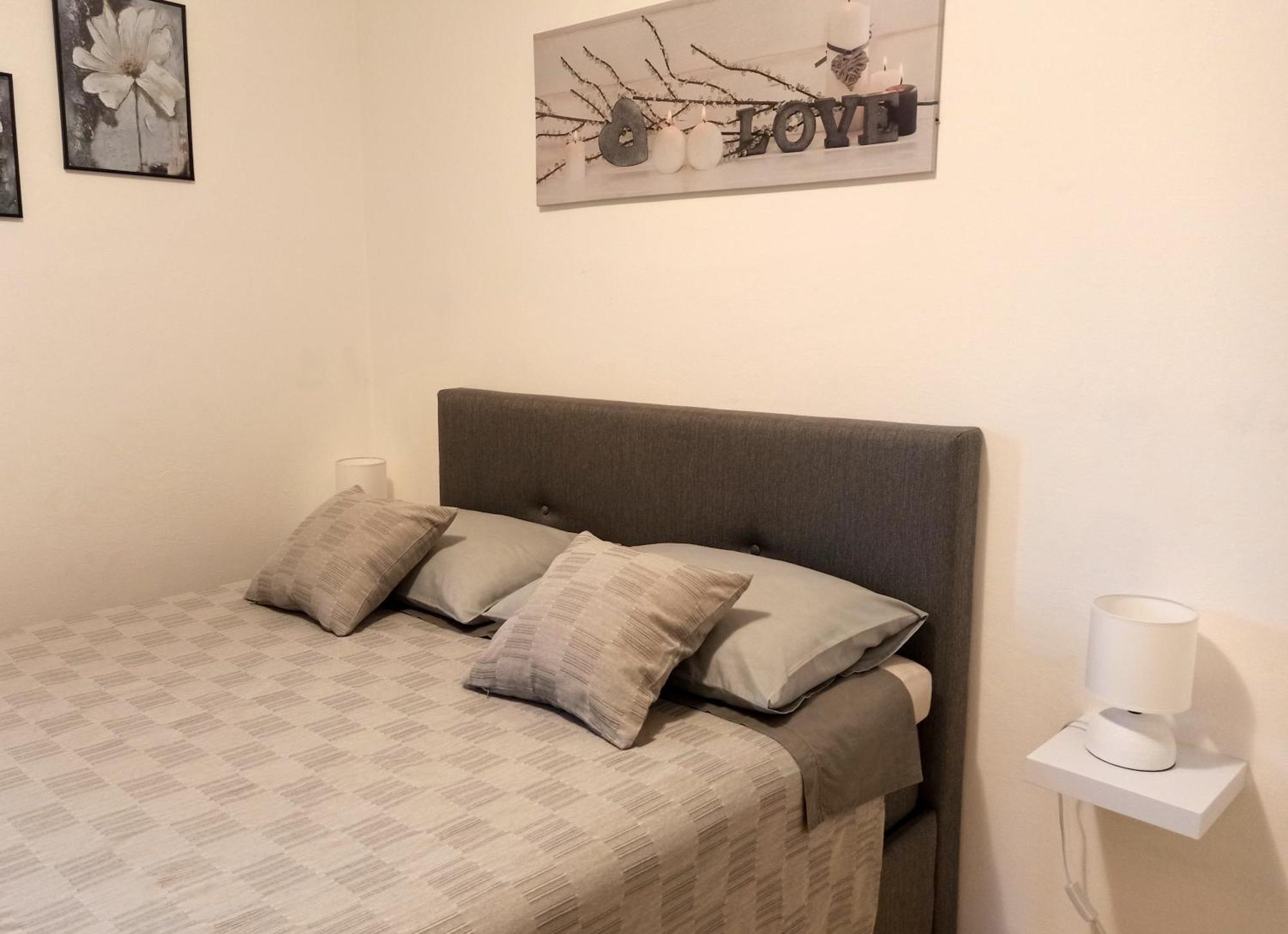 Apartman Dora Pula Exteriér fotografie
